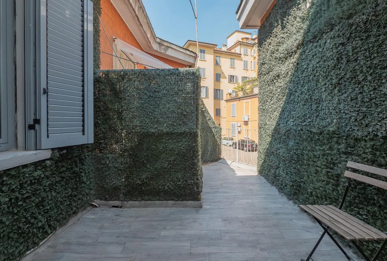 Xenia Apartments - Spacious Four-Room Apartment In Moscova Milan 0*,