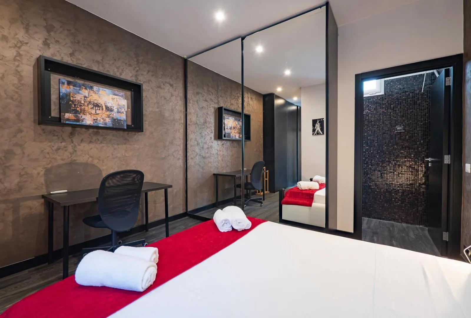 Xenia Apartments - Spacious Four-Room Apartment In Moscova Milan